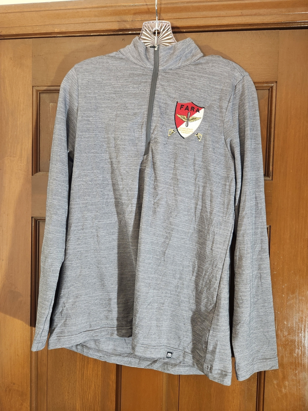TravisMathew FARA Emblem Sweatshirt Gray Men’s Medium